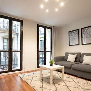 https://precioso-apartamento-en-pleno-casco-viejo.bilbaohotelsspain.com