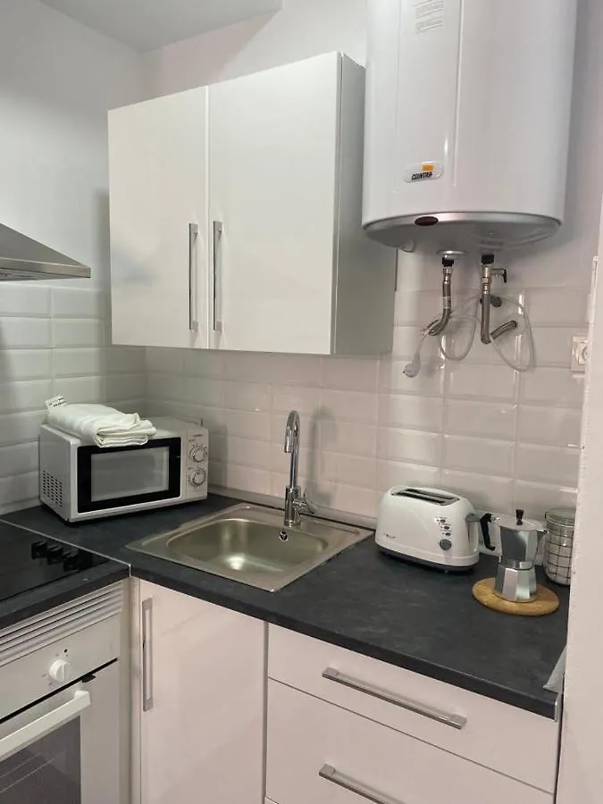 Daire Apartamentos Marmoles Centro Málaga İspanya